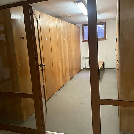 2 Bedroom Ski-side Loft Pool & Balconies Mountain Views 公寓 *