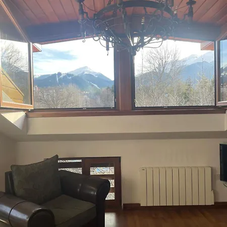公寓 2 Bedroom Ski-side Loft Pool & Balconies Mountain Views