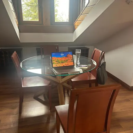 公寓 2 Bedroom Ski-side Loft Pool & Balconies Mountain Views *