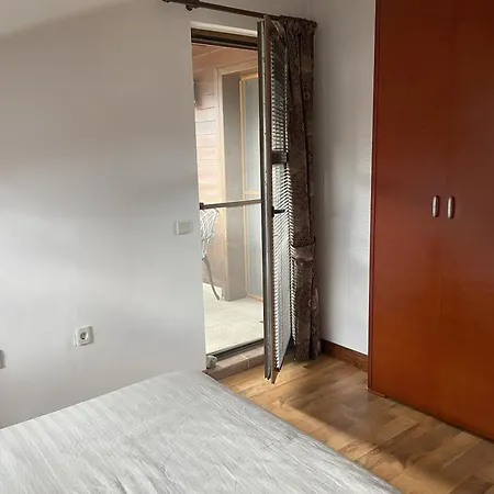 2 Bedroom Ski-side Loft Pool & Balconies Mountain Views 公寓