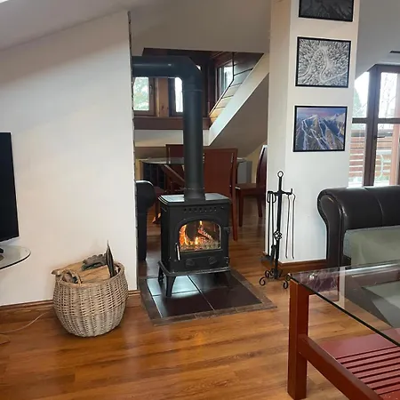 公寓 2 Bedroom Ski-side Loft Pool & Balconies Mountain Views 班斯科