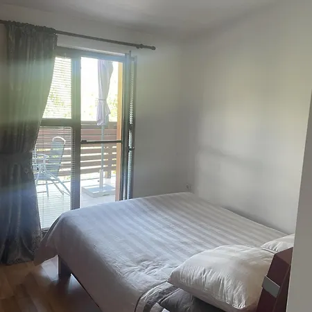2 Bedroom Ski-side Loft Pool & Balconies Mountain Views * 班斯科